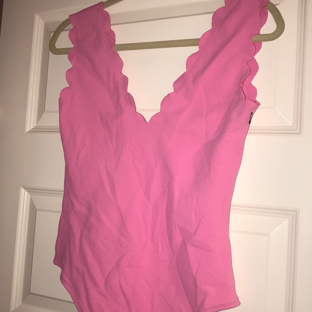 Marysia SwimClean Scalloped Swim piece